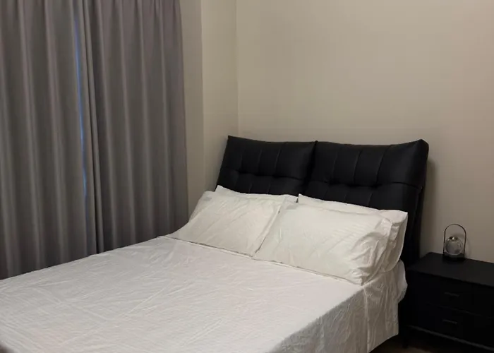 Apartment Modern Cozy 1br Next To Okada Casino Airsports Moa Manila