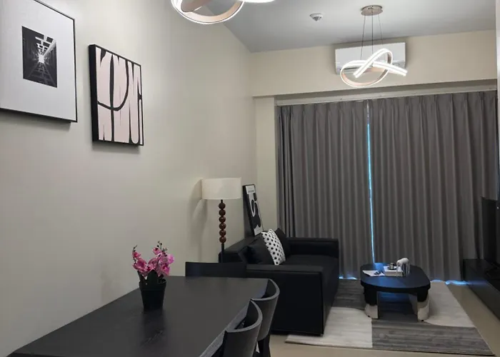 Apartment Modern Cozy 1br Next To Okada Casino Airsports Moa
