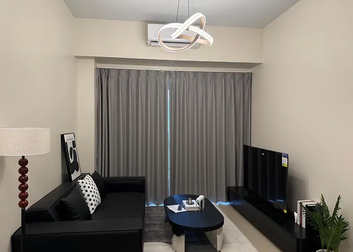 Apartment Modern Cozy 1br Next To Okada Casino Airsports Moa