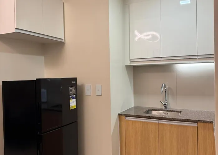 Apartment Modern Cozy 1br Next To Okada Casino Airsports Moa Manila