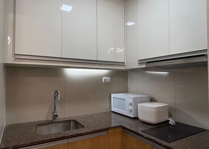 Modern Cozy 1br Next To Okada Casino Airsports Moa *
