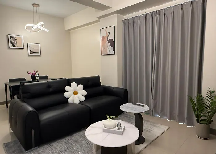 Apartment Modern Cozy 1br Next To Okada Casino Airsports Moa Manila